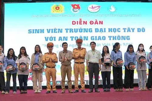 Cần Thơ: Nâng cao ý thức khi tham gia giao thông