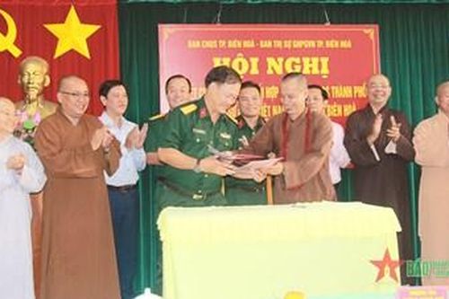 Gắn kết nghĩa tình, xây dựng thế trận lòng dân vững chắc