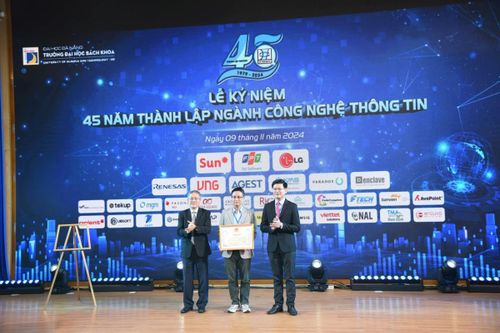 Kỷ niệm 45 năm đào tạo ngành Công nghệ thông tin Trường Đại học Bách khoa Đà Nẵng