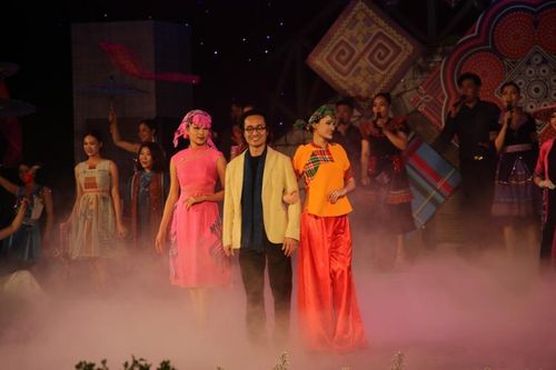 Đặc sắc Chương trình nghệ thuật Festival Thổ cẩm Lào Cai