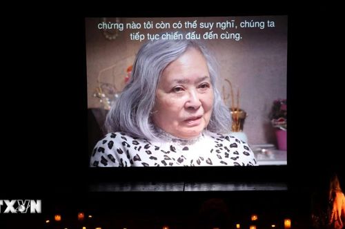 Vở kịch 'Những thân thể nhiễm độc' kể câu chuyện về cuộc đời bà Trần Tố Nga