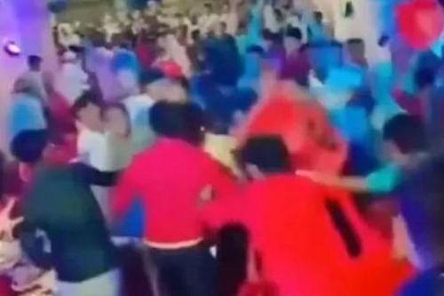 Gia đình cô dâu, chú rể lao vào đánh nhau ngay trong đám cưới vì món ăn này