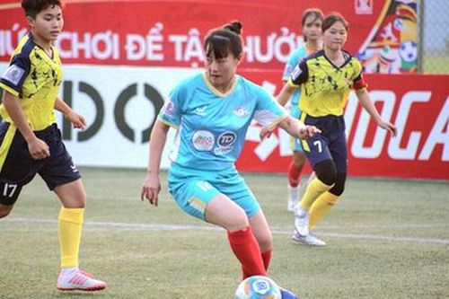 Những người hùng của bóng đá nữ Việt Nam tái xuất sân cỏ
