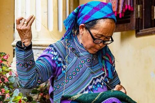 Phát huy giá trị văn hóa dân tộc thiểu số thành nguồn lực phát triển kinh tế du lịch