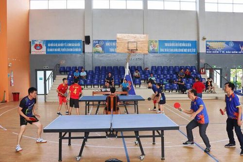 Giao lưu thể thao chào mừng Ngày Nhà giáo Việt Nam