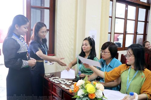 30 thí sinh thi hướng dẫn viên du lịch giỏi