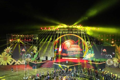 Say cùng 'Vũ khúc dã quỳ-Chư Đang Ya'
