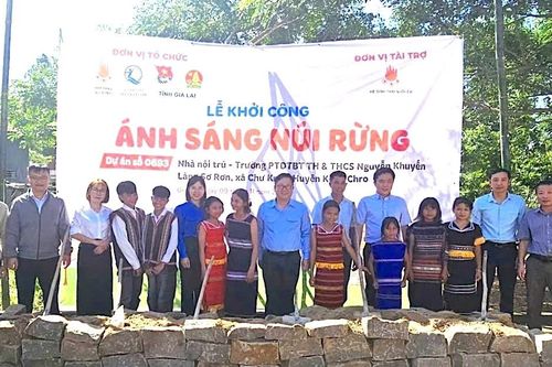 Khởi công 'Nhà nội trú cho em' tại huyện Kông Chro