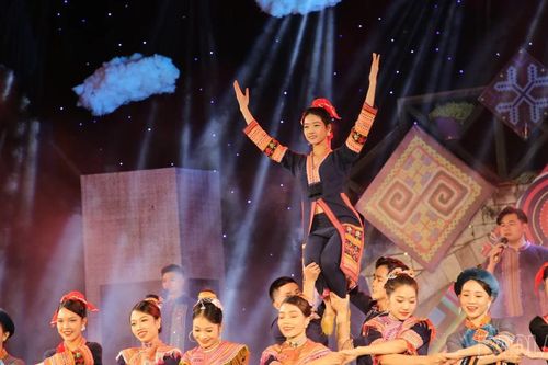 Festival Thổ cẩm Lào Cai - sắc màu văn hóa giữa miền sương mây