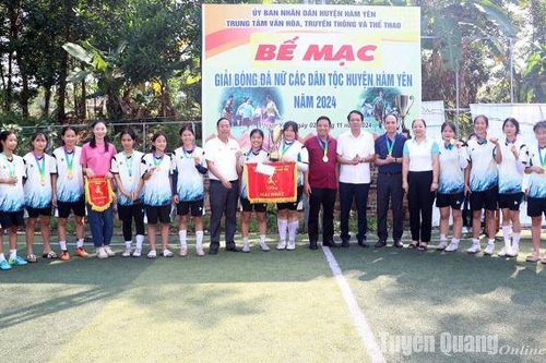 Giải bóng đá nữ các dân tộc huyện Hàm Yên năm 2024