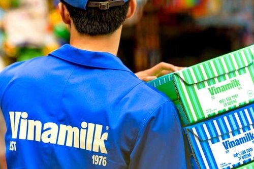 Giá cổ phiếu Vinamilk (VNM) chạm đáy 3 tháng, tỷ phú Thái muốn mua gần 21 triệu cổ phiếu