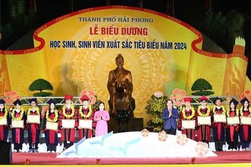 Hải Phòng vinh danh 139 học sinh, sinh viên tiêu biểu năm 2024