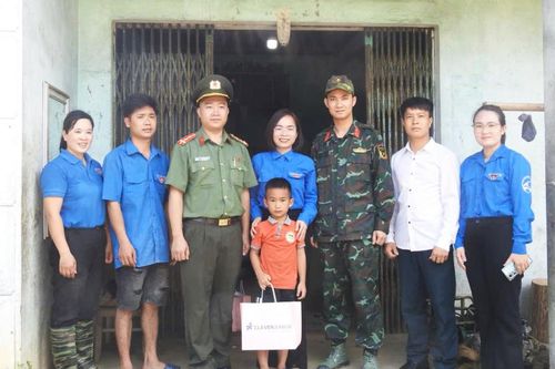 Thực hiện tốt công tác chăm sóc, giáo dục thiếu niên, nhi đồng