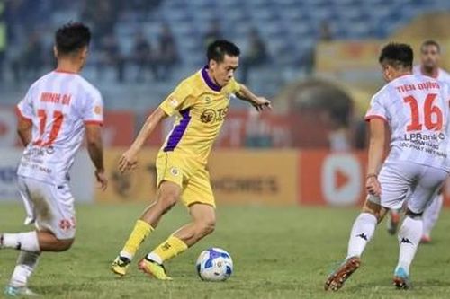 Clip Văn Quyết phá kỷ lục ghi bàn ở V-League