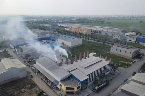 Khói bụi, mùi khét từ lò cô đúc nhôm đe dọa sức khỏe người dân ở Bắc Ninh