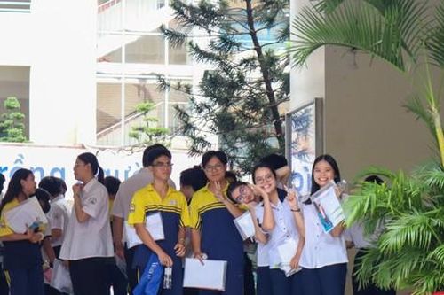 Dự kiến bỏ cộng điểm nghề, đổi cách tính điểm xét tốt nghiệp THPT từ năm 2025