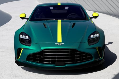 Siêu xe Aston Martin Vantage AMV24 Edition sản xuất giới hạn 24 chiếc