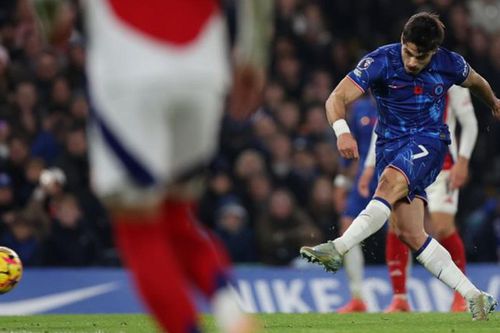 Tân binh tỏa sáng, Chelsea buộc Arsenal phải chia điểm