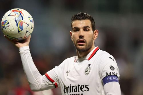 Khi đội trưởng của AC Milan là một 'kẻ phản bội'