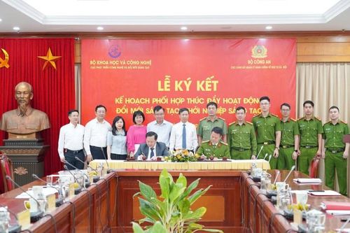 Bộ KHCN và Bộ Công an phối hợp thúc đẩy hoạt động đổi mới sáng tạo