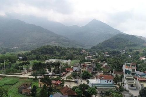 Huyện miền núi chuyển mình từ xây dựng nông thôn mới