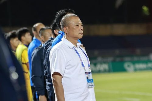 HLV đầu tiên ở V-League 2024-2025 từ chức