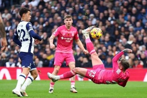 Hạ Tottenham, Ipswich Town đã có chiến thắng sau 22 năm tại Ngoại hạng Anh