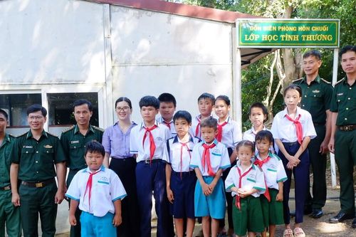 VEPIC chung tay 'Chắp cánh ước mơ' cho học sinh đảo Hòn Chuối