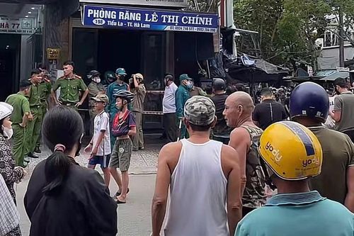 Bản tin 8H: Người đàn ông mang xăng đến nhà người khác tự thiêu