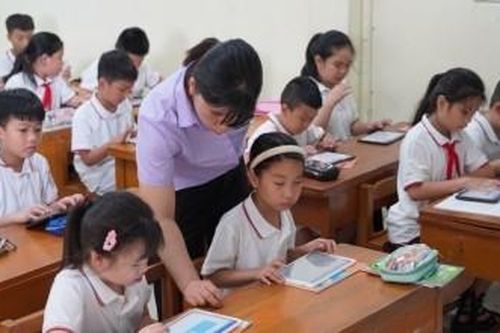 Đẩy mạnh chuyển đổi số trong trường học ở Móng Cái