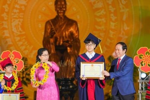 Biểu dương gần 140 học sinh, sinh viên Hải Phòng xuất sắc