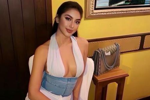 Nhan sắc nóng bỏng của bạn gái tin đồn diễn viên Hồng Thanh
