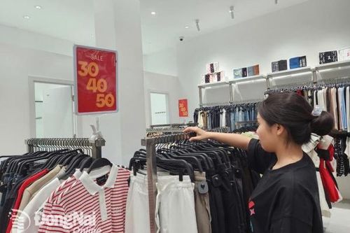 Nhộn nhịp chương trình khuyến mãi dịp 11-11