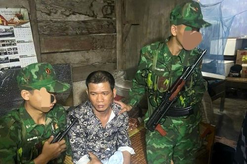 Bắt giữ đối tượng tàng trữ trái phép chất ma túy