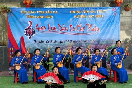 Lộc Bình: Giao lưu dân ca chợ phiên