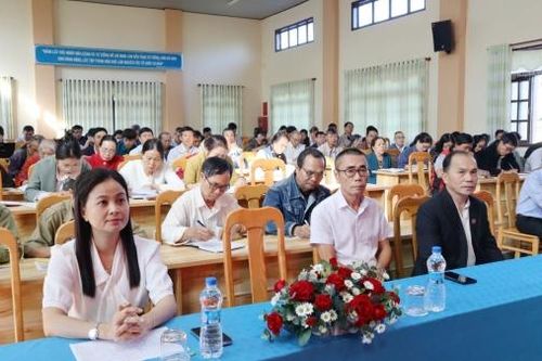 Đức Trọng: Bồi dưỡng chuyên đề lịch sử Đảng 'Đảng ta thật là vĩ đại'