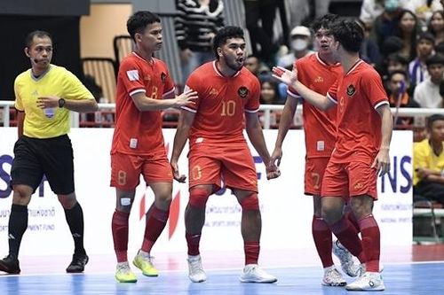 Tại sao Futsal Việt Nam lại gặp khó khăn trước Futsal Indonesia?