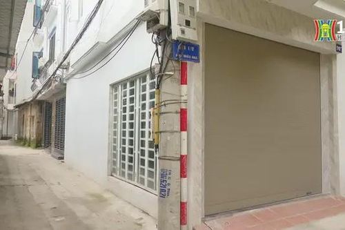 Nhiều nhà trong ngõ Hà Nội rao bán ngang mặt phố