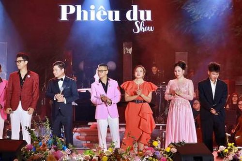 Phiêu Du show khẳng định hình ảnh với chuỗi liveshow màu sắc âm nhạc đương đại giàu cảm xúc
