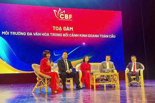 Xây dựng cộng đồng doanh nghiệp văn hóa, phát triển, hội nhập