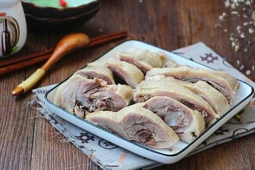 6 nhóm người nên hạn chế ăn thịt vịt