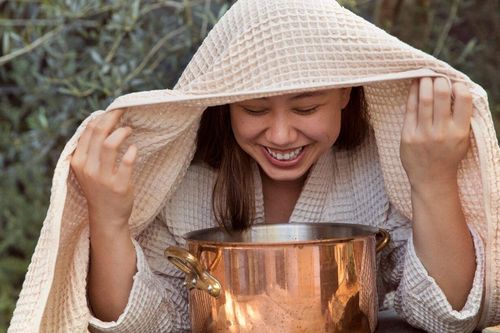 Cách trị mụn bằng lá tía tô hiệu quả