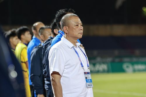 Xác định HLV đầu tiên mất việc ở V.League 2024-2025