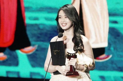 Nữ chính phim 'Ngày xưa có một chuyện tình' giành giải tại LHP quốc tế Hà Nội