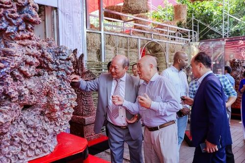 Triển lãm Hiện linh của họa sĩ Ngô Xuân Bính: Tìm về những giá trị nguyên bản