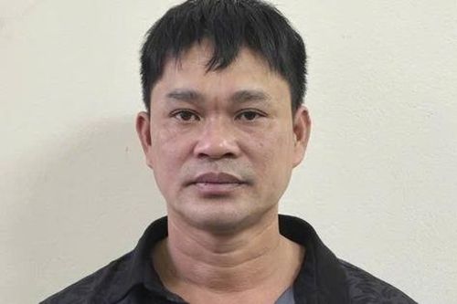 Mâu thuẫn trong sinh hoạt, gã đàn ông đánh nam thanh niên trọng thương và bỏ trốn