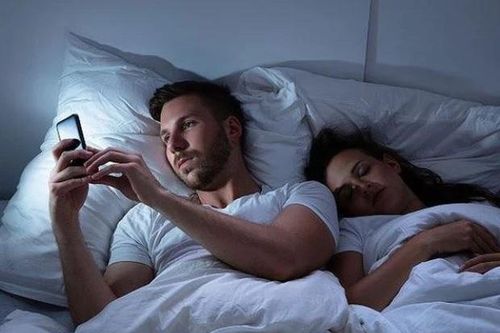 Nghe lời thách đố của hàng xóm, tôi lén làm xét nghiệm ADN con trai rồi phải ân hận cả đời