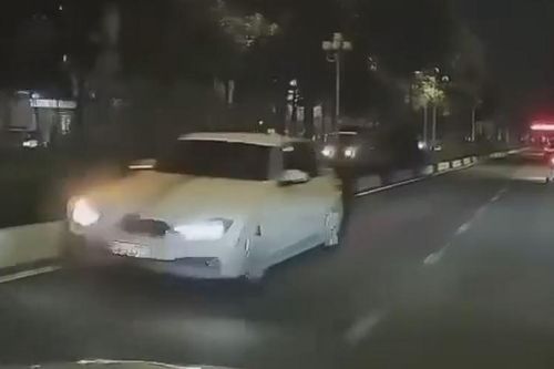 Cận cảnh ôtô chạy ngược chiều trong đêm ở Đồng Nai