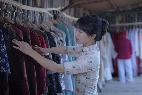Lý Tử Thất gây sốt khi trở lại