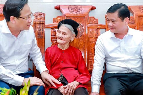 Thân nhân Bà mẹ Việt Nam Anh hùng có được nhận trợ cấp một lần?